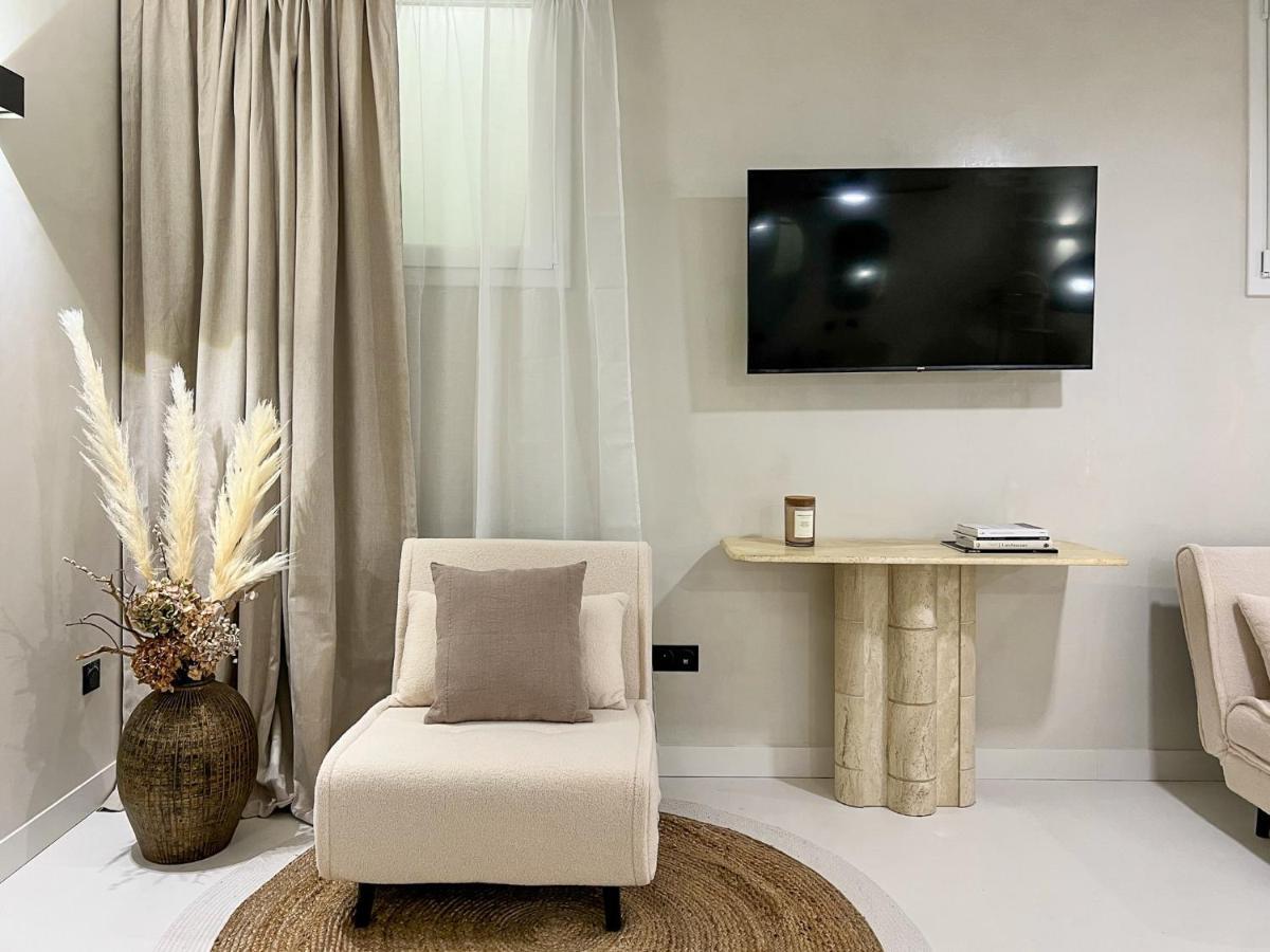 Superb Apartment Palais Royal Louvre Museum Free Netflix Paris Exterior foto